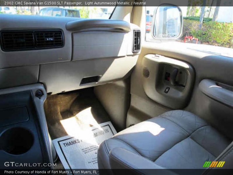 Light Autumnwood Metallic / Neutral 2002 GMC Savana Van G1500 SLT Passenger