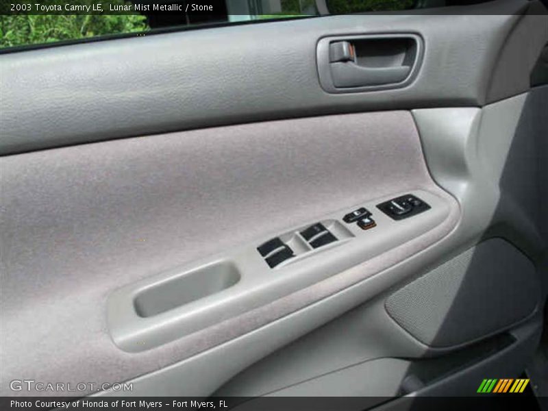 Lunar Mist Metallic / Stone 2003 Toyota Camry LE