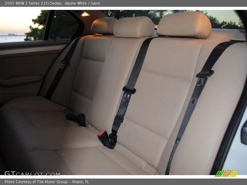 Alpine White / Sand 2003 BMW 3 Series 325i Sedan