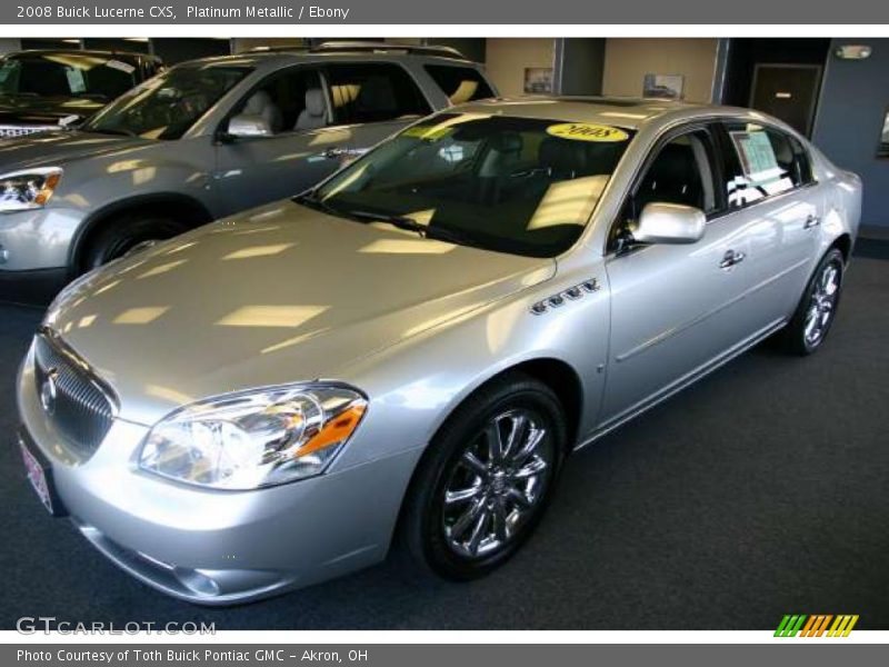 Front 3/4 View of 2008 Lucerne CXS