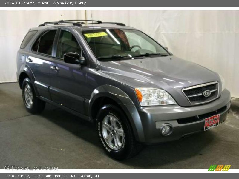 Alpine Gray / Gray 2004 Kia Sorento EX 4WD