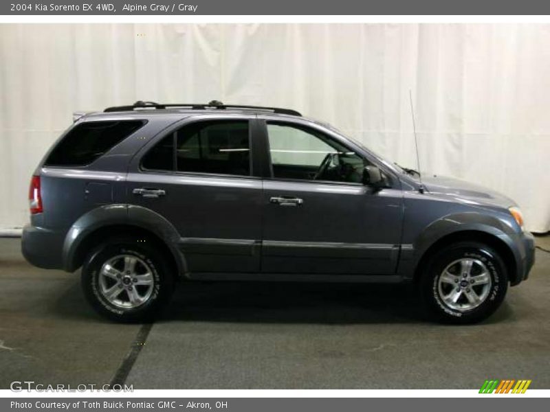 Alpine Gray / Gray 2004 Kia Sorento EX 4WD