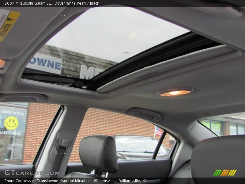 Dover White Pearl / Black 2007 Mitsubishi Galant SE