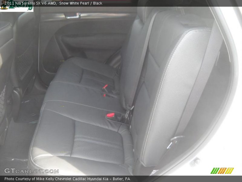 Snow White Pearl / Black 2011 Kia Sorento SX V6 AWD