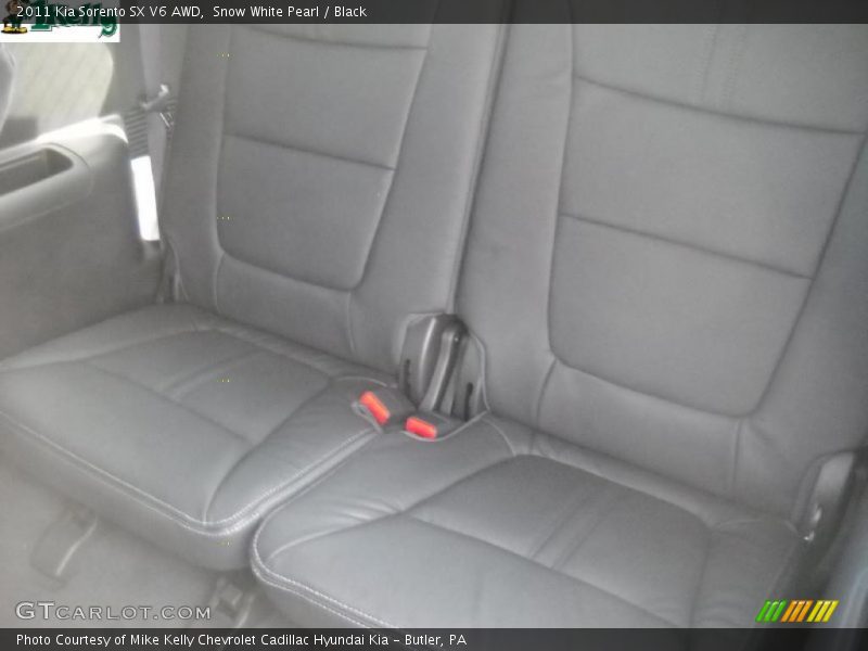 Snow White Pearl / Black 2011 Kia Sorento SX V6 AWD