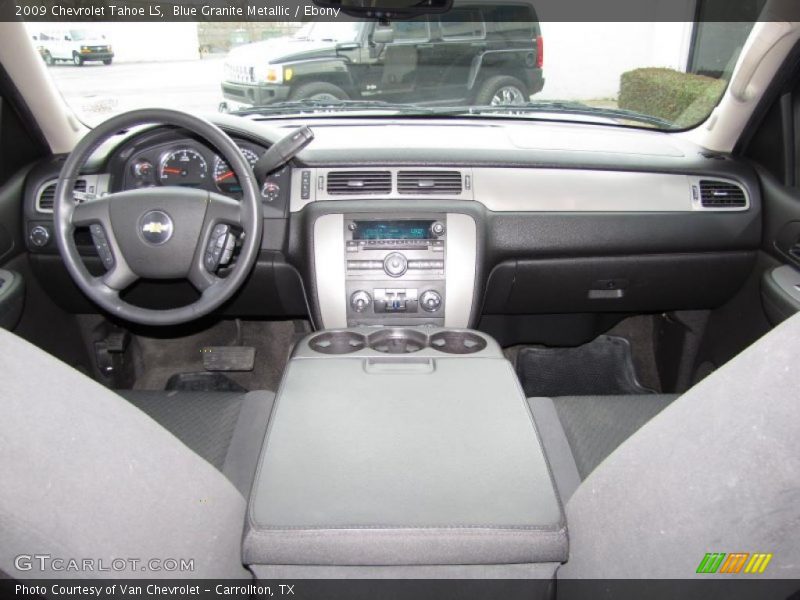 Dashboard of 2009 Tahoe LS