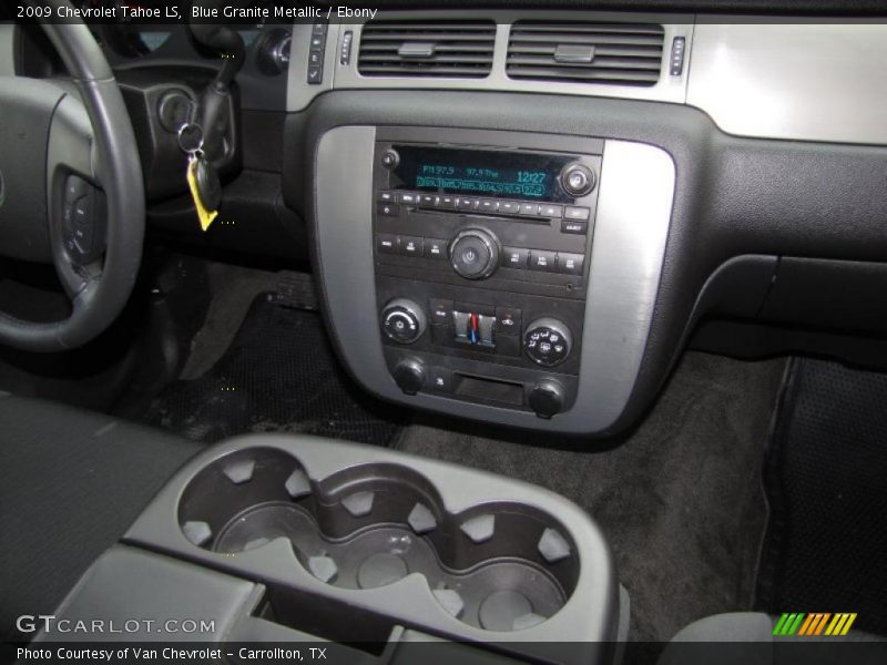 Controls of 2009 Tahoe LS