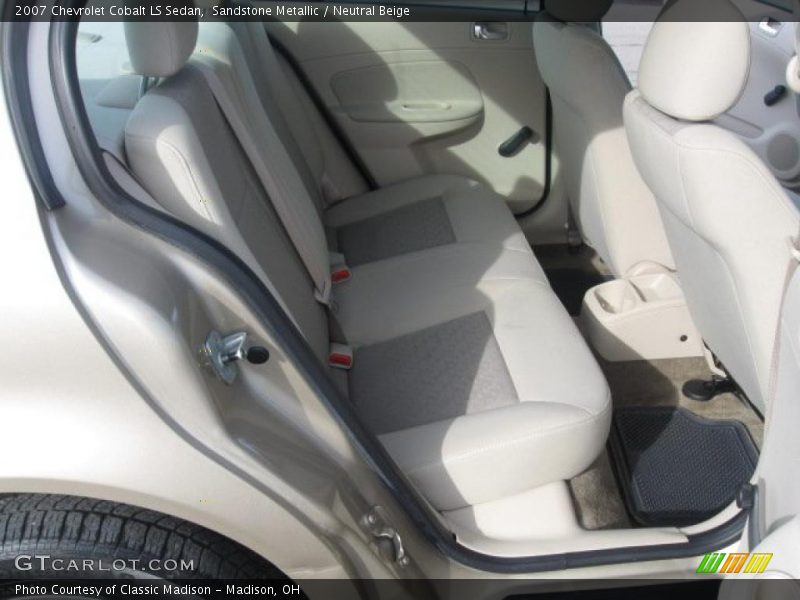 Sandstone Metallic / Neutral Beige 2007 Chevrolet Cobalt LS Sedan