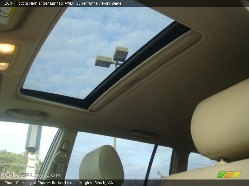 Super White / Ivory Beige 2007 Toyota Highlander Limited 4WD
