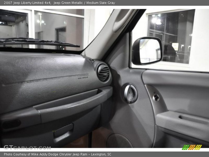 Jeep Green Metallic / Medium Slate Gray 2007 Jeep Liberty Limited 4x4
