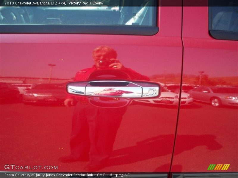 Victory Red / Ebony 2010 Chevrolet Avalanche LTZ 4x4