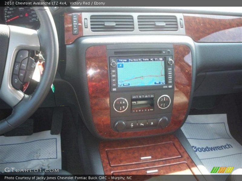 Victory Red / Ebony 2010 Chevrolet Avalanche LTZ 4x4