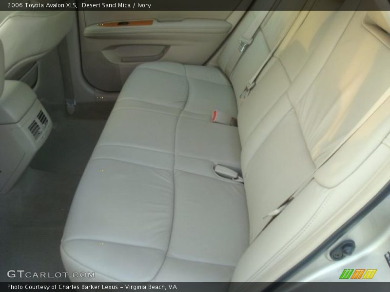 Desert Sand Mica / Ivory 2006 Toyota Avalon XLS