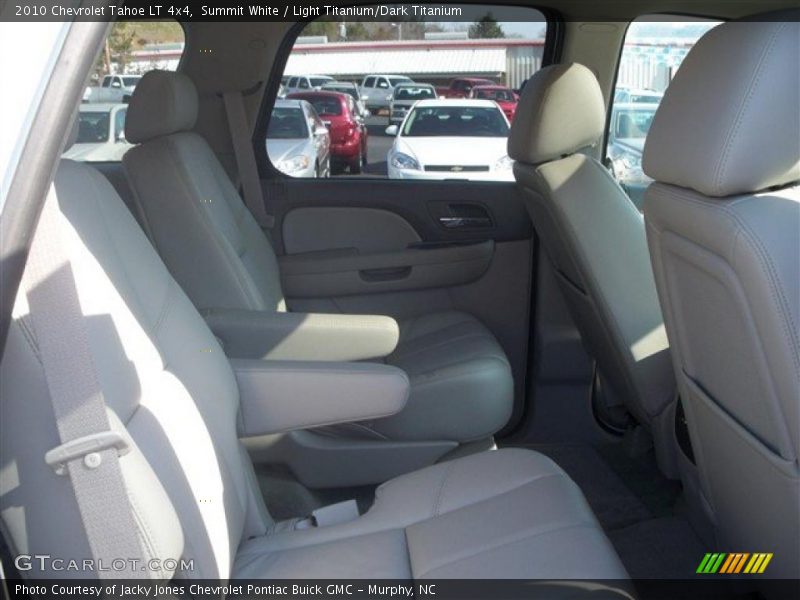 Summit White / Light Titanium/Dark Titanium 2010 Chevrolet Tahoe LT 4x4