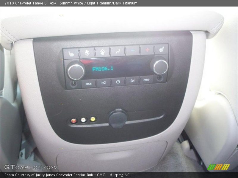 Summit White / Light Titanium/Dark Titanium 2010 Chevrolet Tahoe LT 4x4