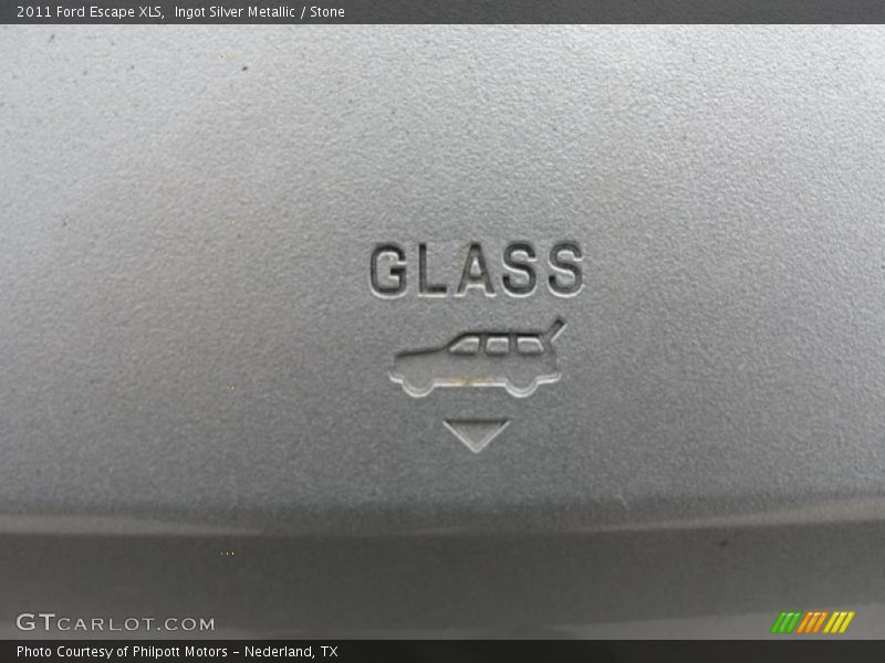 Ingot Silver Metallic / Stone 2011 Ford Escape XLS