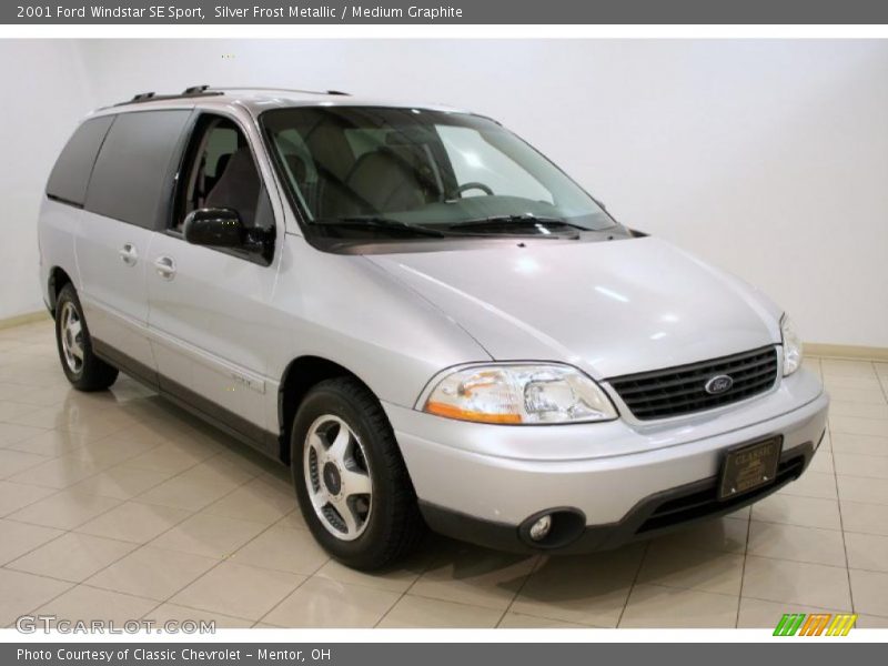 Front 3/4 View of 2001 Windstar SE Sport