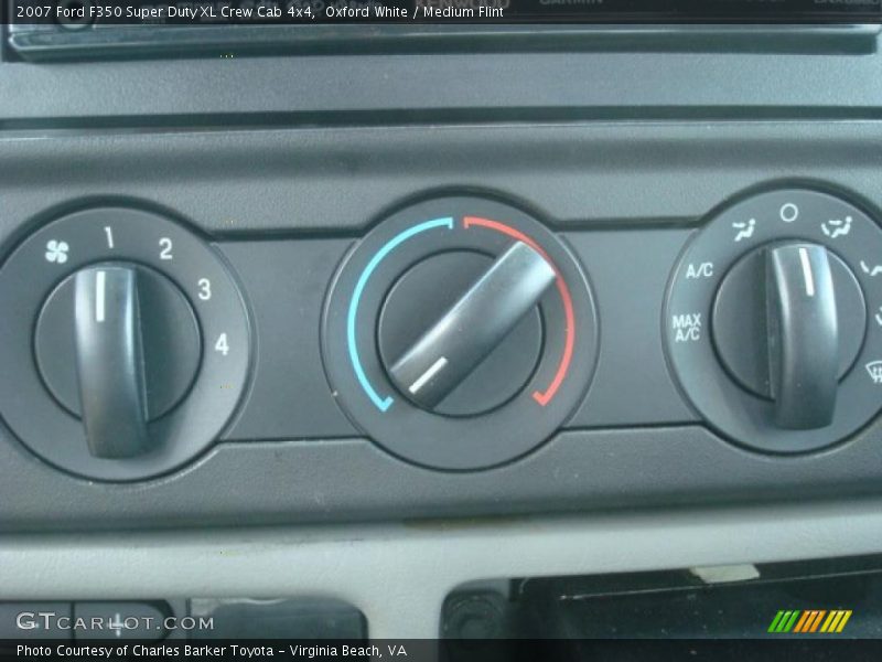 Oxford White / Medium Flint 2007 Ford F350 Super Duty XL Crew Cab 4x4