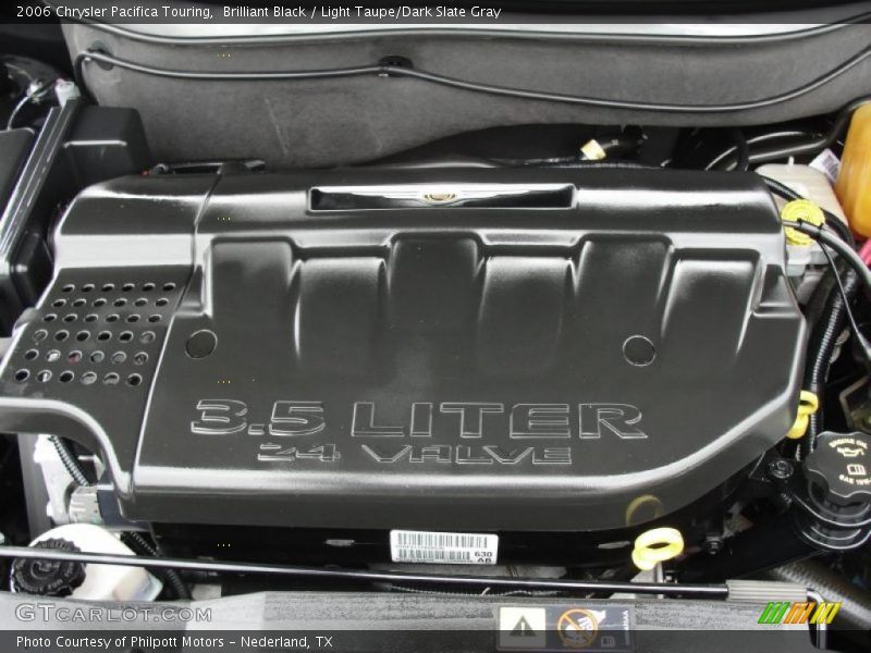Brilliant Black / Light Taupe/Dark Slate Gray 2006 Chrysler Pacifica Touring