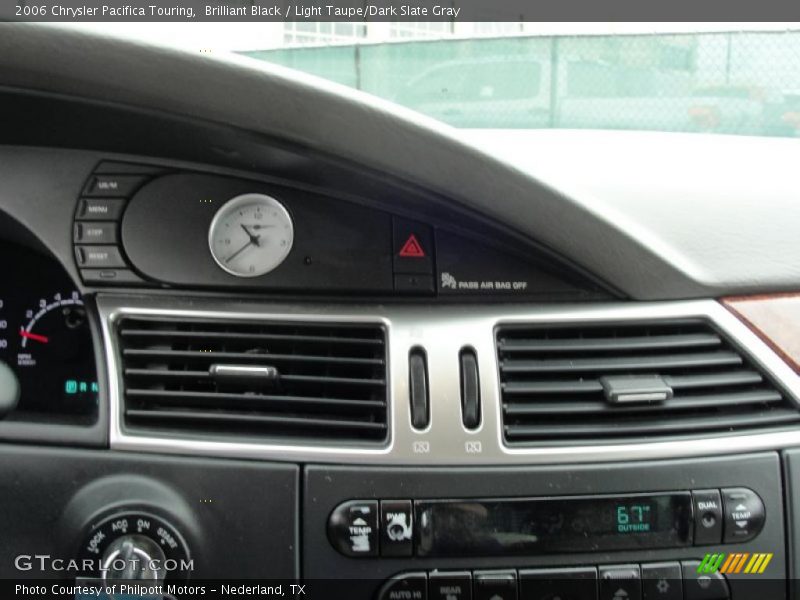 Brilliant Black / Light Taupe/Dark Slate Gray 2006 Chrysler Pacifica Touring