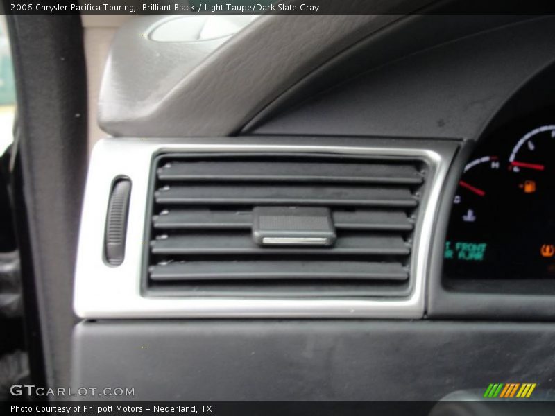 Brilliant Black / Light Taupe/Dark Slate Gray 2006 Chrysler Pacifica Touring