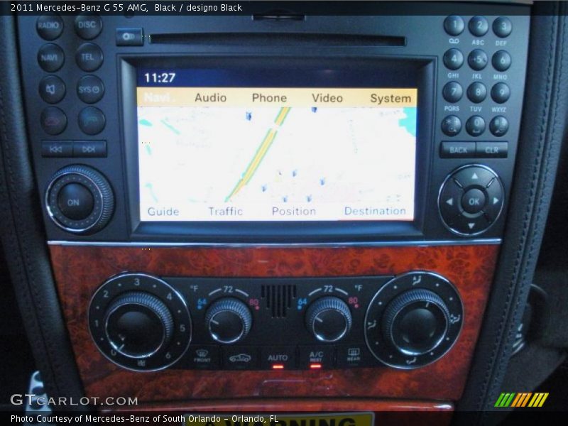 Controls of 2011 G 55 AMG