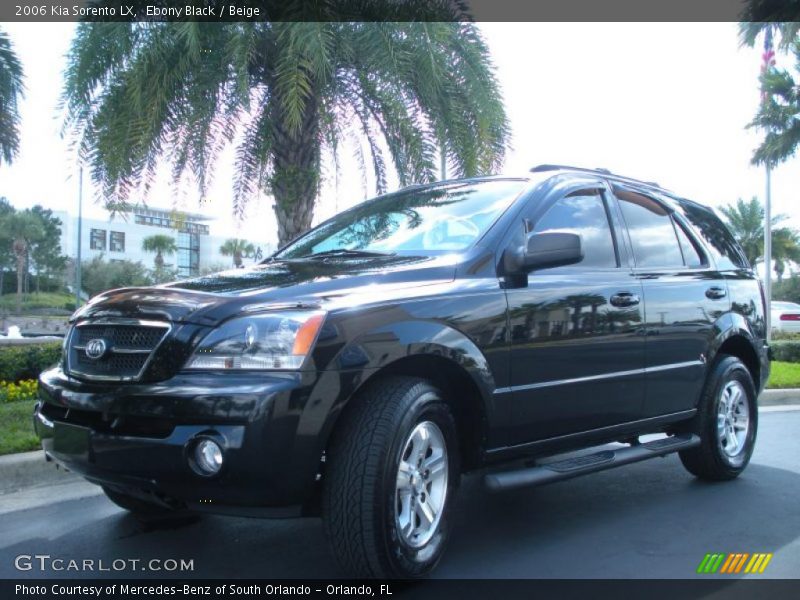 Ebony Black / Beige 2006 Kia Sorento LX