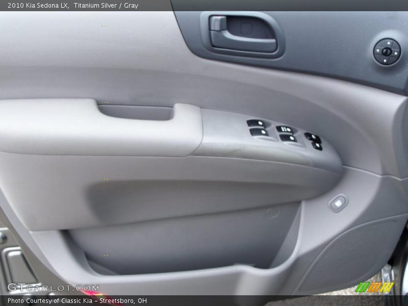 Titanium Silver / Gray 2010 Kia Sedona LX