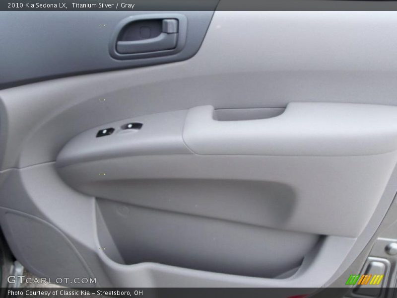 Titanium Silver / Gray 2010 Kia Sedona LX