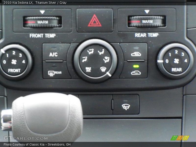 Titanium Silver / Gray 2010 Kia Sedona LX