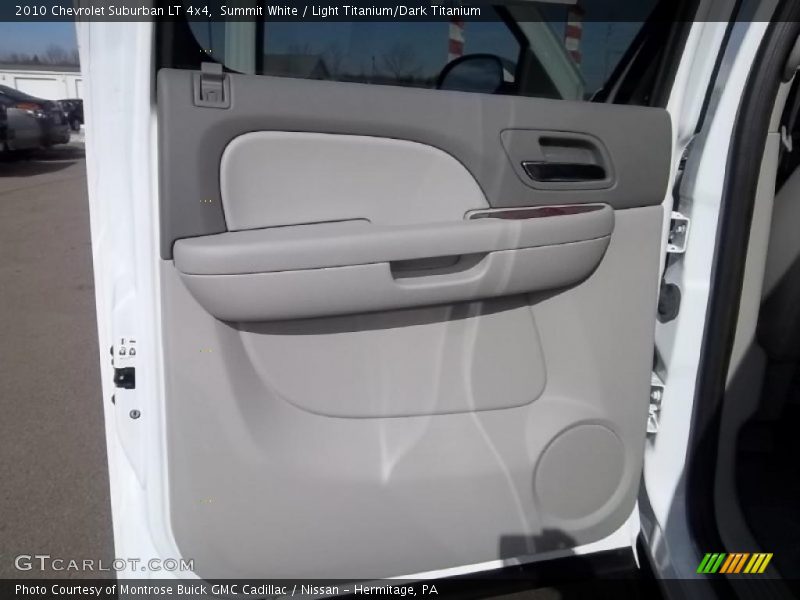 Summit White / Light Titanium/Dark Titanium 2010 Chevrolet Suburban LT 4x4