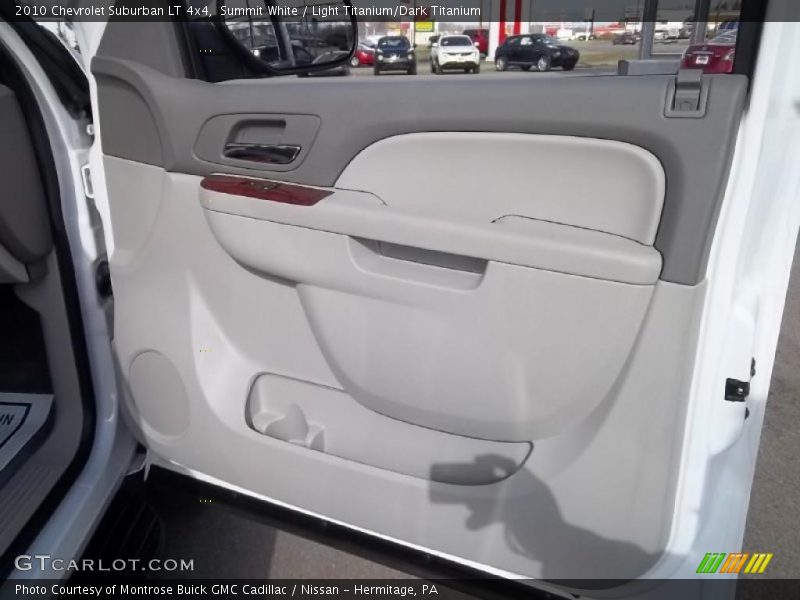 Summit White / Light Titanium/Dark Titanium 2010 Chevrolet Suburban LT 4x4