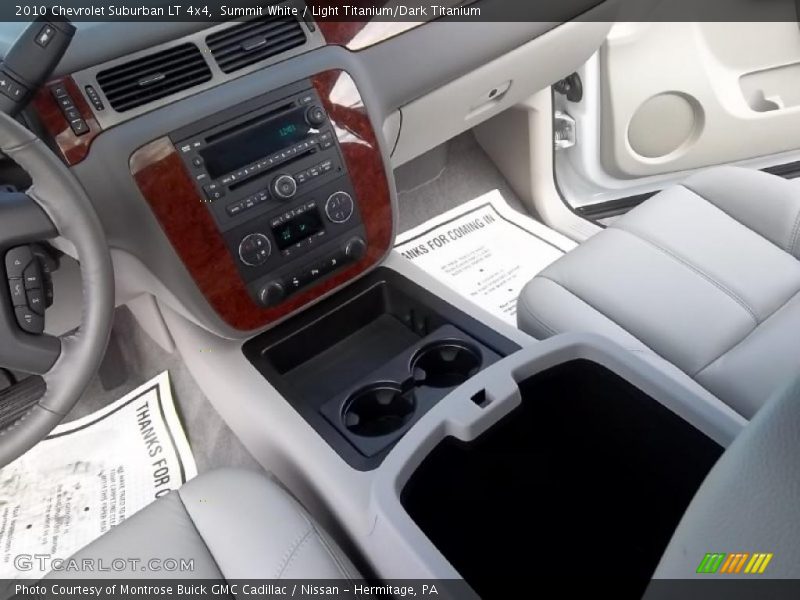 Summit White / Light Titanium/Dark Titanium 2010 Chevrolet Suburban LT 4x4