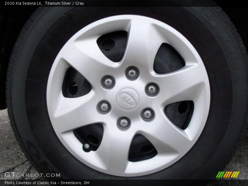 Titanium Silver / Gray 2010 Kia Sedona LX