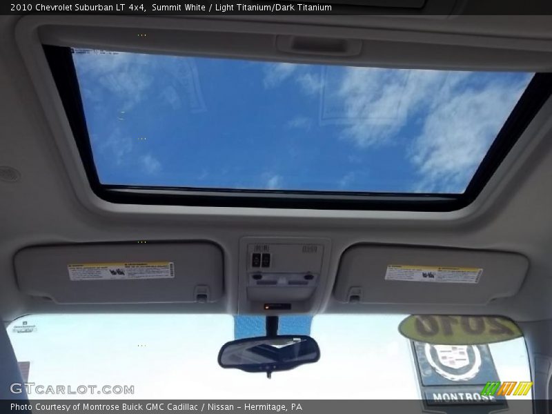 Summit White / Light Titanium/Dark Titanium 2010 Chevrolet Suburban LT 4x4