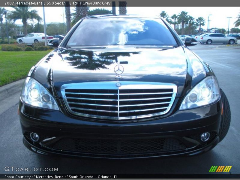 Black / Grey/Dark Grey 2007 Mercedes-Benz S 550 Sedan