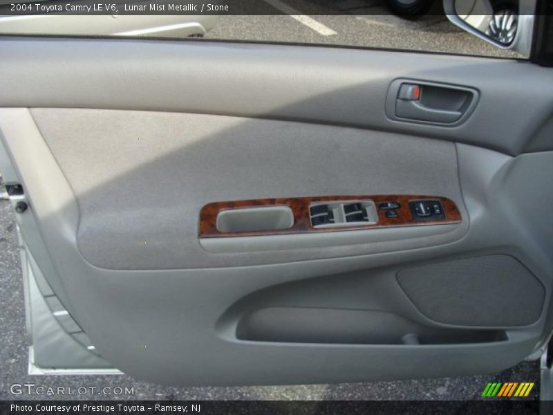 Lunar Mist Metallic / Stone 2004 Toyota Camry LE V6