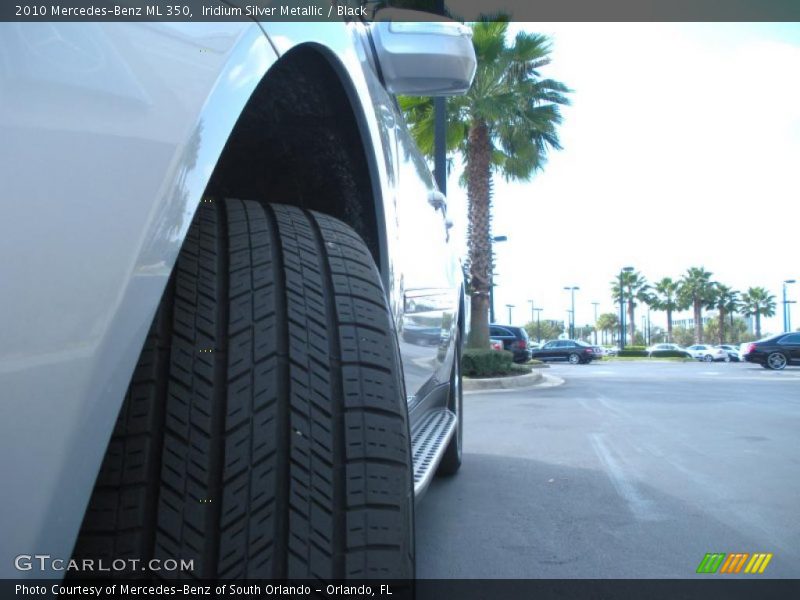 Iridium Silver Metallic / Black 2010 Mercedes-Benz ML 350