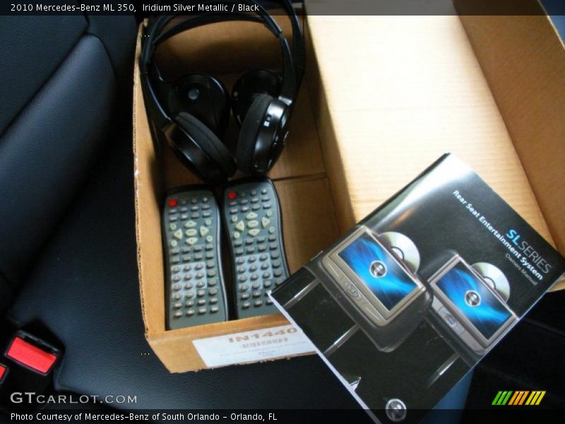 Iridium Silver Metallic / Black 2010 Mercedes-Benz ML 350