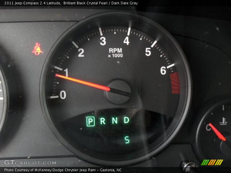 Brilliant Black Crystal Pearl / Dark Slate Gray 2011 Jeep Compass 2.4 Latitude