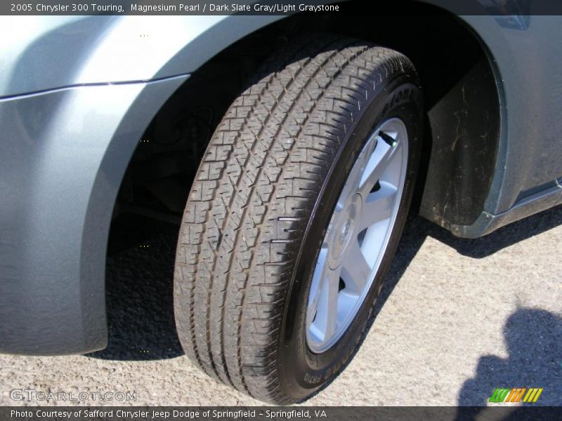 Magnesium Pearl / Dark Slate Gray/Light Graystone 2005 Chrysler 300 Touring