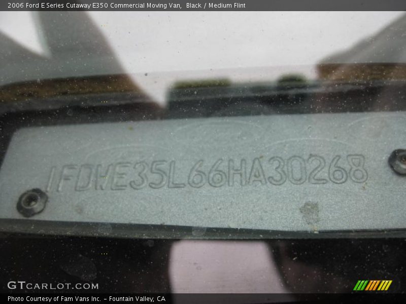 Black / Medium Flint 2006 Ford E Series Cutaway E350 Commercial Moving Van