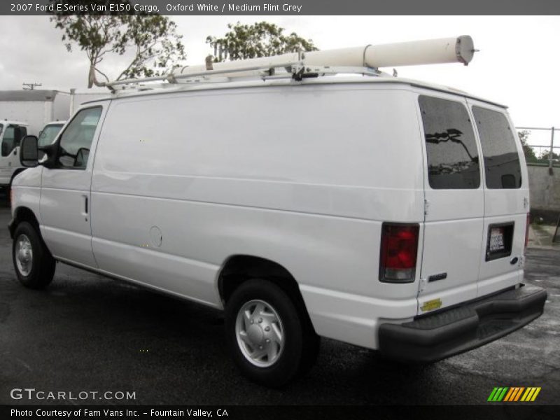 Oxford White / Medium Flint Grey 2007 Ford E Series Van E150 Cargo
