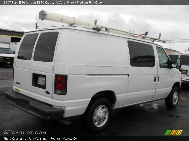 Oxford White / Medium Flint Grey 2007 Ford E Series Van E150 Cargo