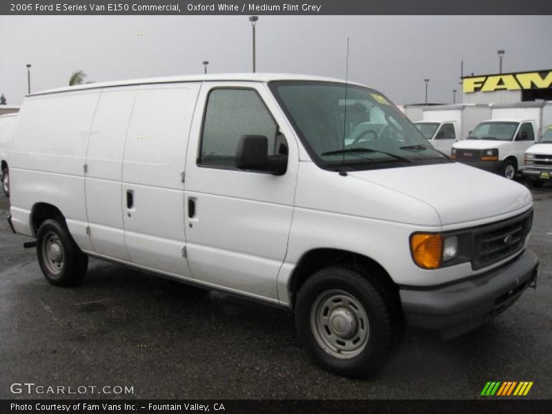 Oxford White / Medium Flint Grey 2006 Ford E Series Van E150 Commercial