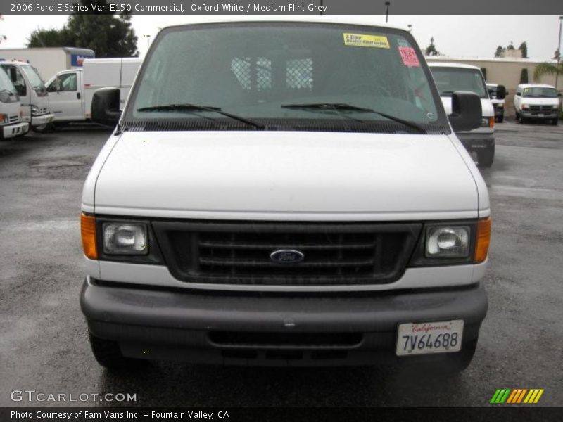 Oxford White / Medium Flint Grey 2006 Ford E Series Van E150 Commercial