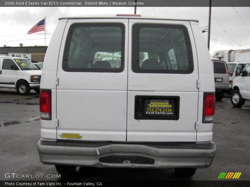 Oxford White / Medium Graphite 2000 Ford E Series Van E250 Commercial