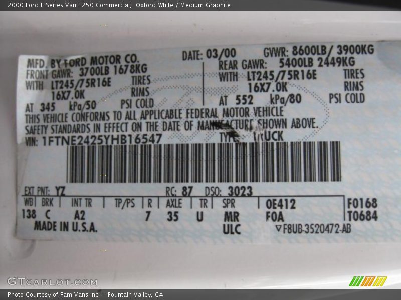 Oxford White / Medium Graphite 2000 Ford E Series Van E250 Commercial