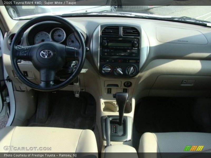 Super White / Taupe 2005 Toyota RAV4 4WD
