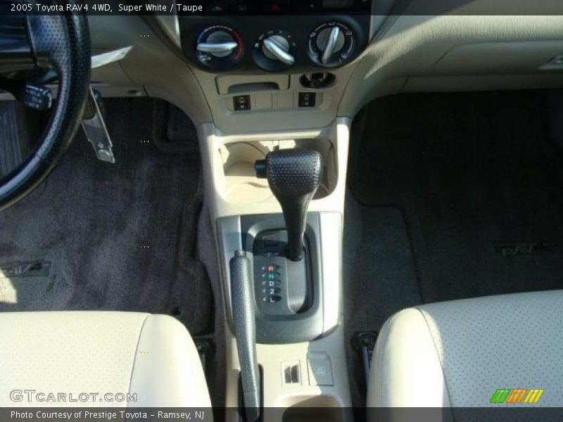 Super White / Taupe 2005 Toyota RAV4 4WD